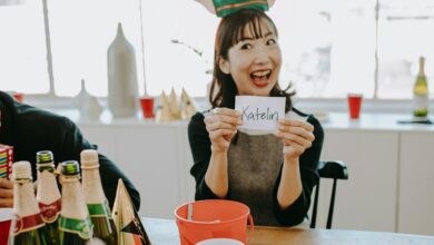 handle conceals hidden identity