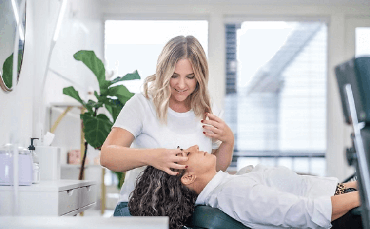 6 Ways That Guarantee You the Best Professional Waxing Services