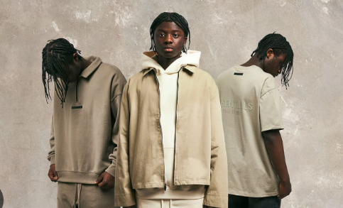 Everyday Comfort, Everywhere: Living in the Essentials Hoodie and Tracksuit Across Australia