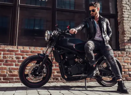 Canvas Motorcycle Vest Benefits: Lightweight Comfort, Utility, and Warm-Weather Riding