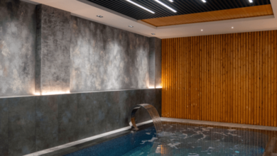 How to Choose the Right Swimming Pool Construction Contractor for Your Home